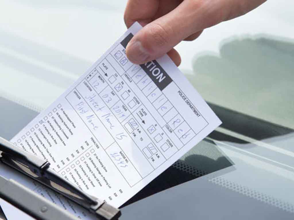 Abogado especialista en derecho administrativo